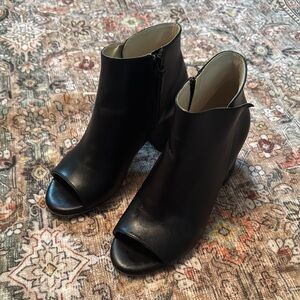 Cole Haan Black Ankle Boots shoes with open toe size 5.5 ladies